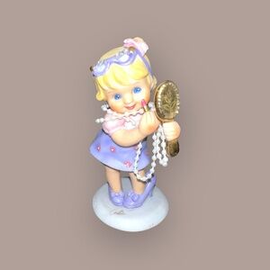 Avon Little Miracles- ‘Your Style Makes Me Smile’ Figurine by Marie Osmond